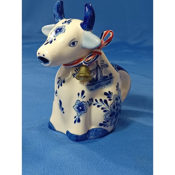 Vtg Hand-Painted Delft Blue Dutch Cow Creamer Pitcher W/ Windmill Floral Design - Picture 8 of 13